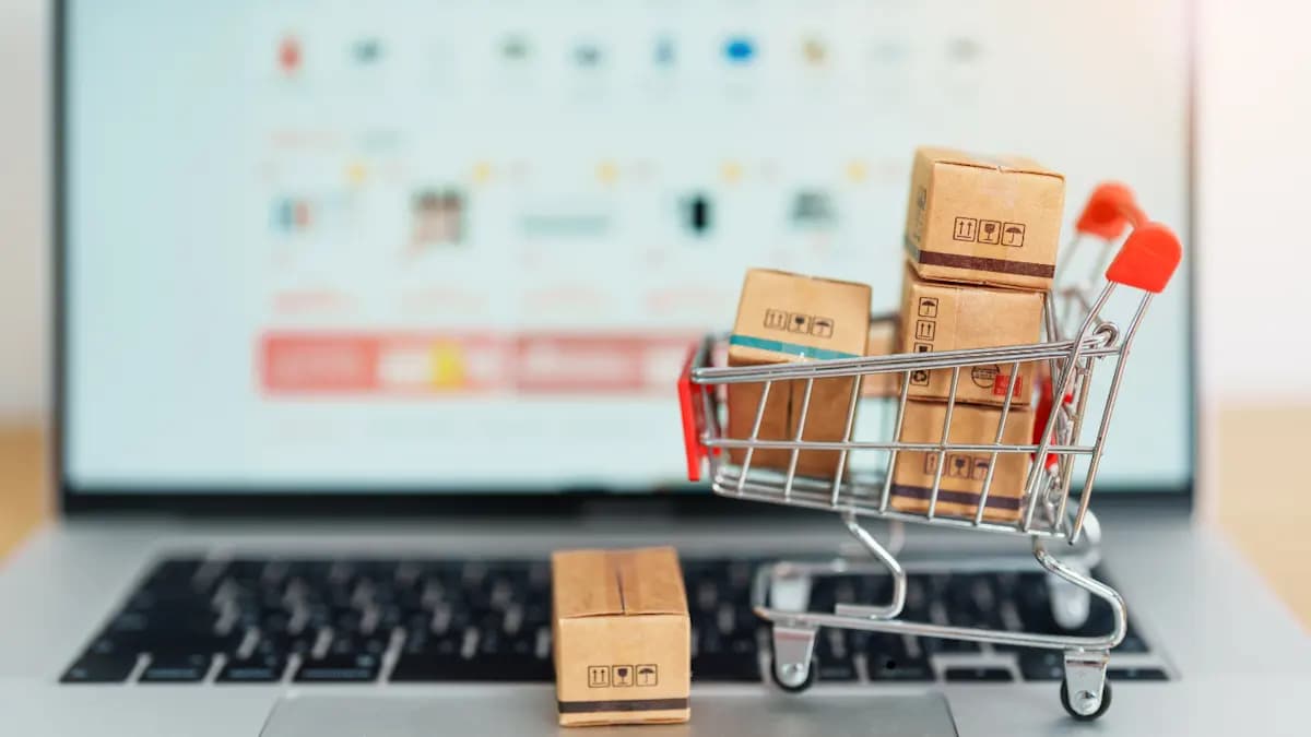 5 Customer Support Problems Your E-Commerce Store Can Solve with an AI Chatbot